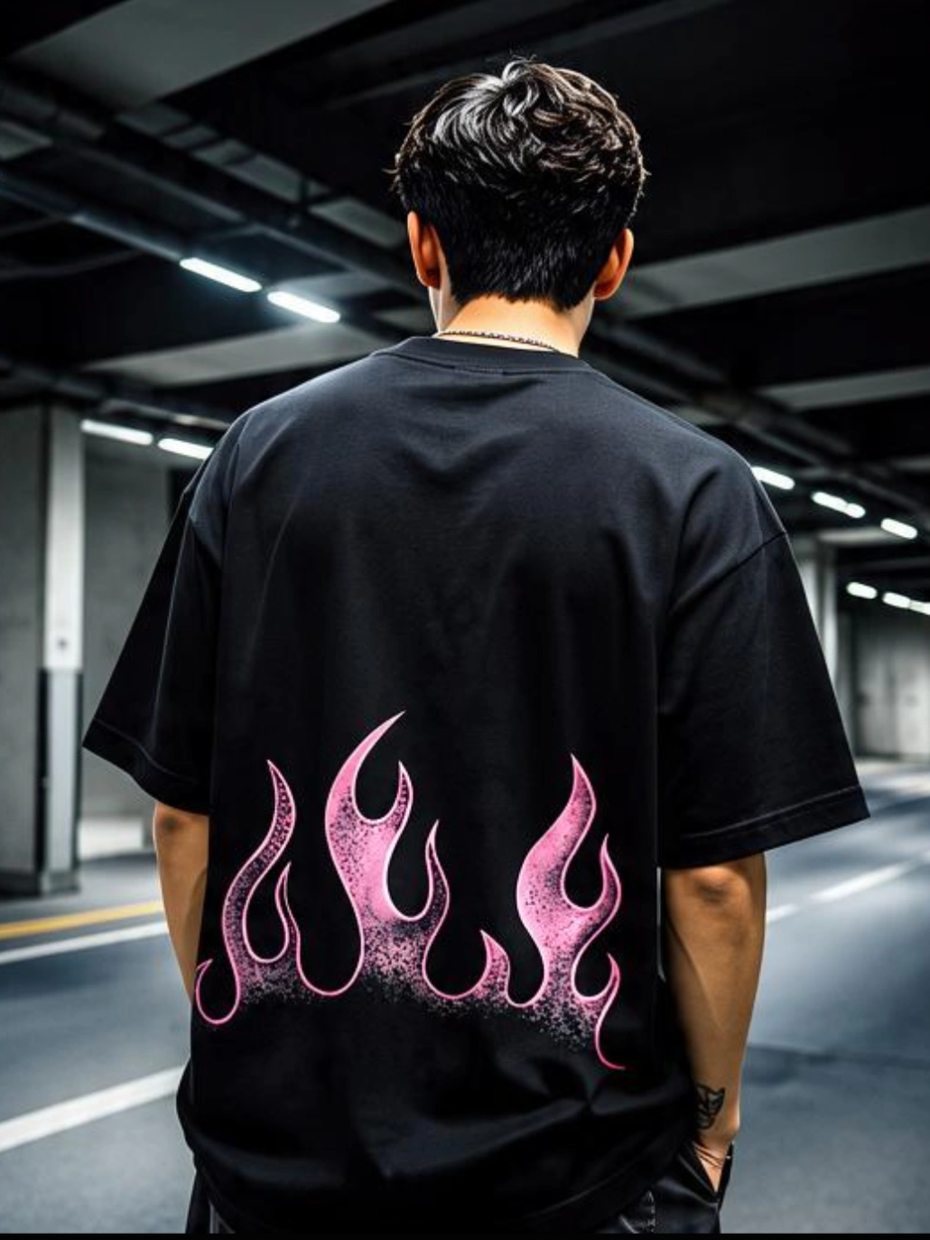 Flaming Skull Oversized T-Shirt – Streetwear Graphic Tee in Black